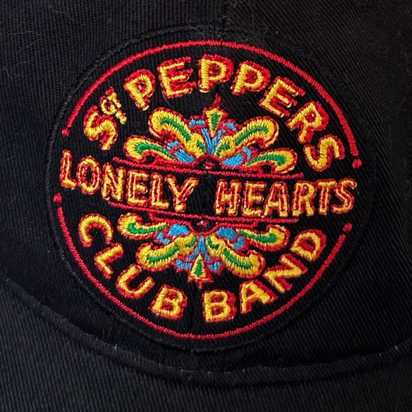 NWOT The Beatles Sgt Pepper’s Lonely Hearts Club Band Baseball Cap Hat Beatles - Picture 4 of 5